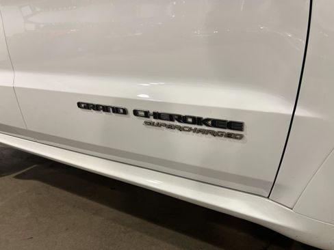 Used 2018 Jeep Grand Cherokee Trackhawk AWD/4WD image 43