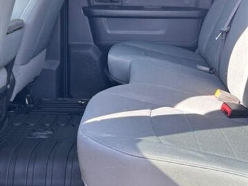 Used 2018 RAM 3500 Tradesman w/ Chrome Appearance Group image 7