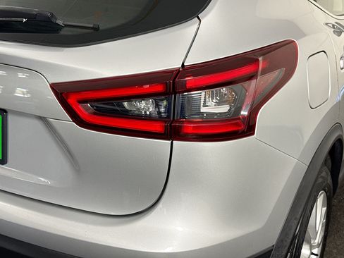 Used 2020 Nissan Rogue Sport S w/ Appearance Package FWD image 33