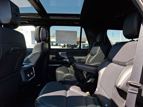 New 2026 Ford Expedition Tremor image 5