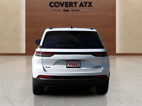 New 2025 Jeep Grand Cherokee Limited w/ Black Appearance Package image 4