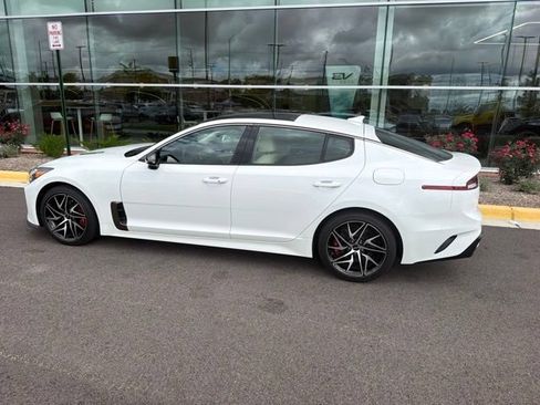 Used 2022 Kia Stinger GT-Line w/ Sun & Sound Package AWD/4WD image 19