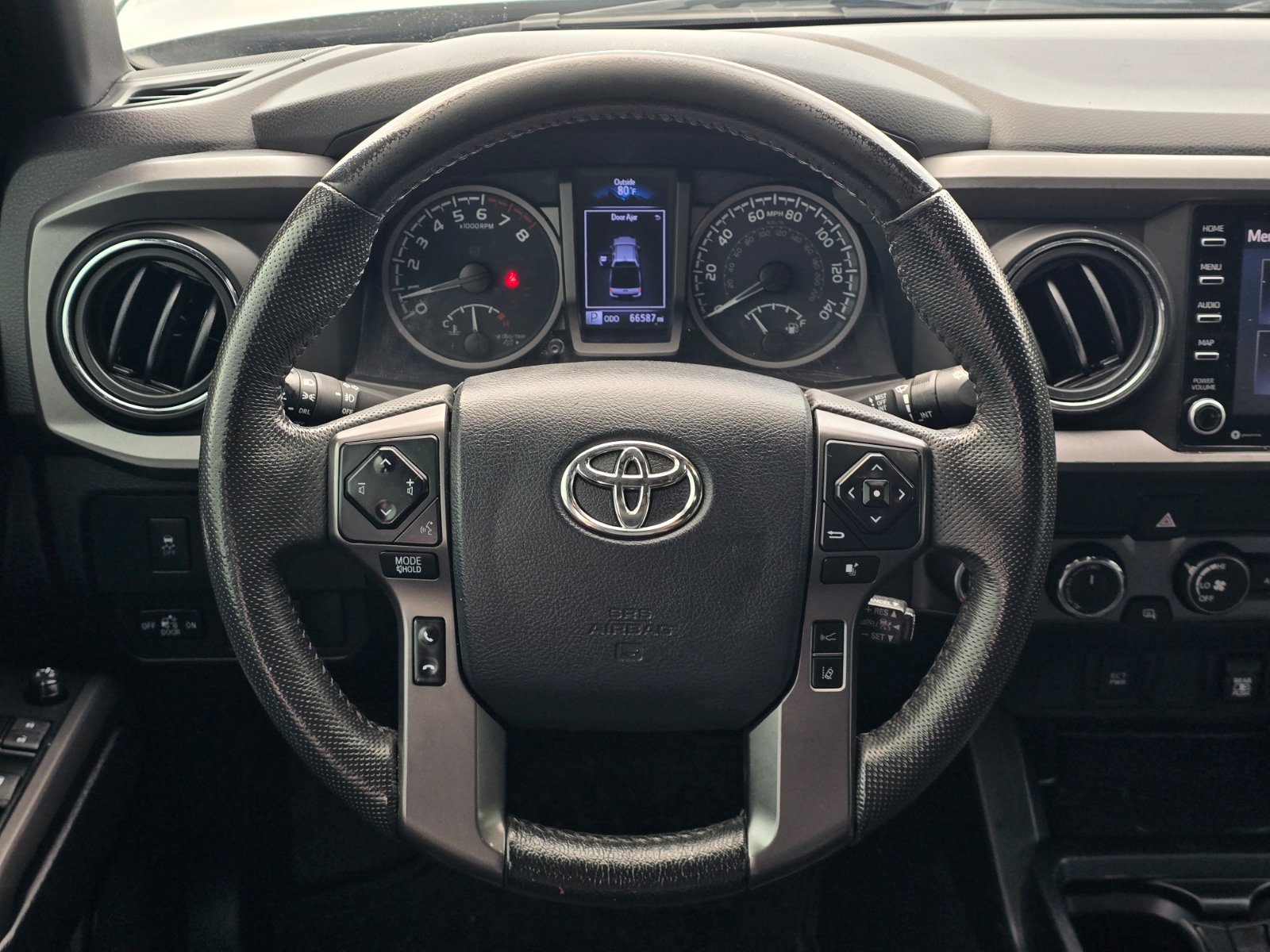 Used 2020 Toyota Tacoma TRD Sport AWD/4WD image 16