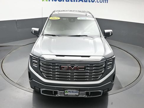 Used 2025 GMC Sierra 1500 Denali w/ Technology Package AWD/4WD image 26