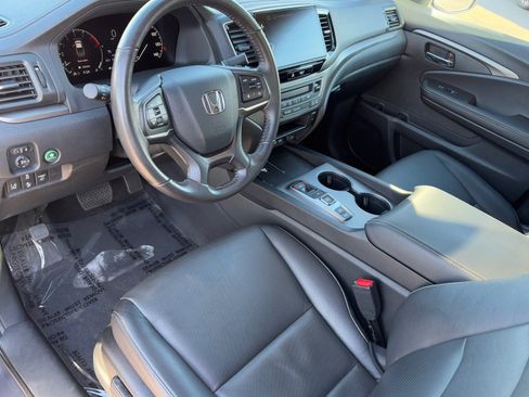 Used 2025 Honda Ridgeline RTL image 16