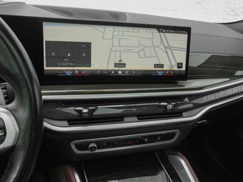 Certified 2025 BMW X6 xDrive40i AWD/4WD image 23