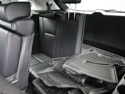 Certified 2023 Toyota Highlander XLE image 21