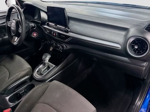 Used 2023 Kia Forte LXS w/ LXS Technology Package image 30