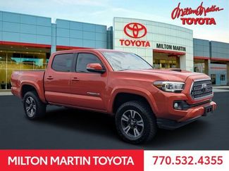 Used 2018 Toyota Tacoma TRD Sport AWD/4WD video 1