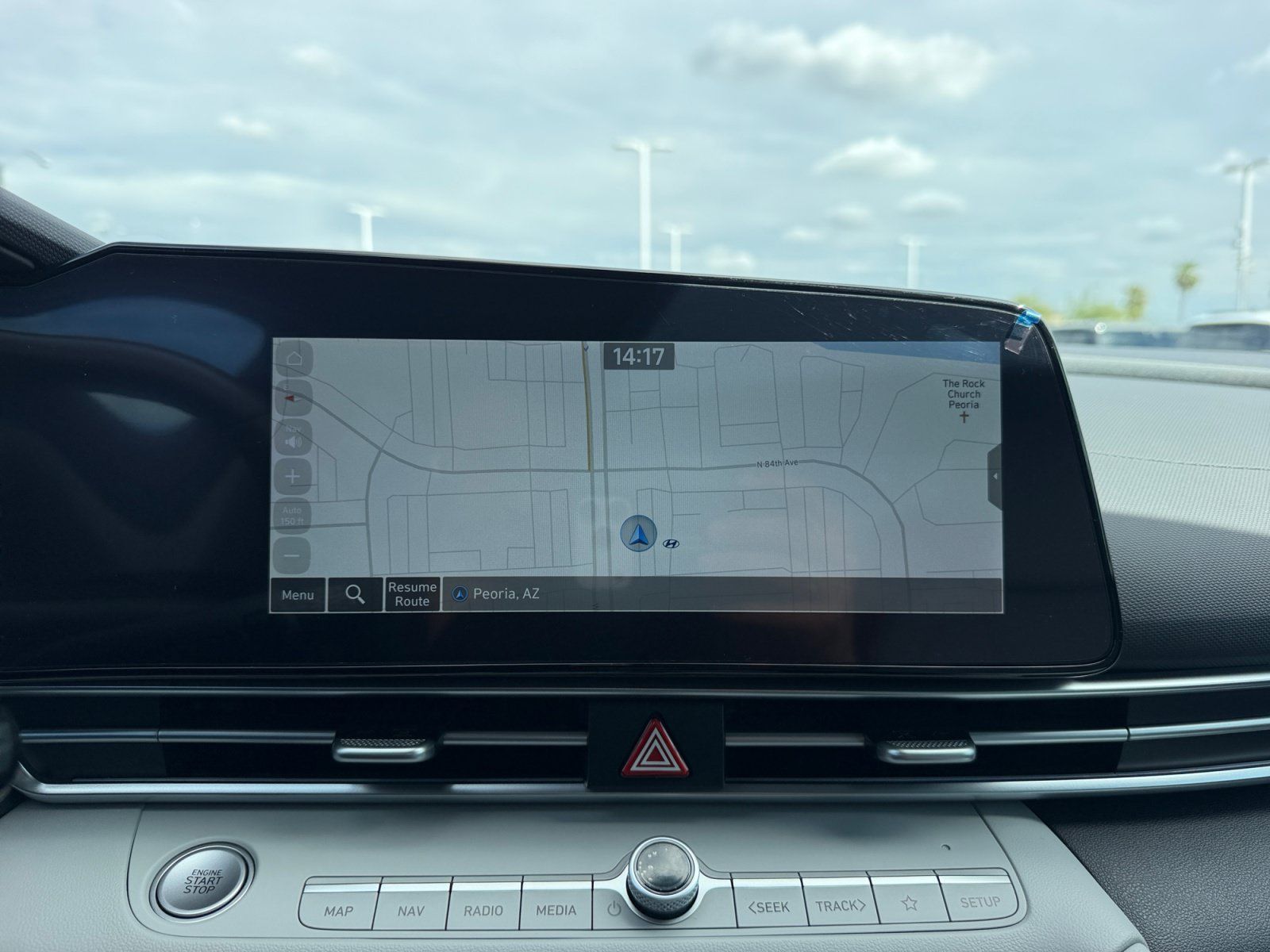 Used 2025 Hyundai Elantra Limited FWD image 28