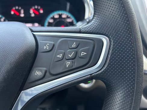 Used 2022 Chevrolet Equinox LS AWD/4WD image 10