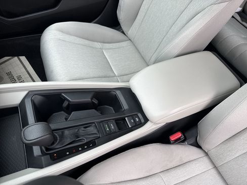 Used 2025 Honda Accord LX image 22