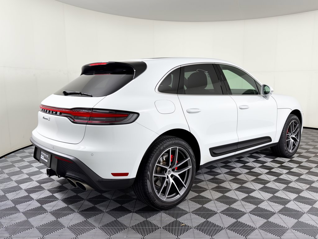 Certified 2022 Porsche Macan S AWD/4WD image 10