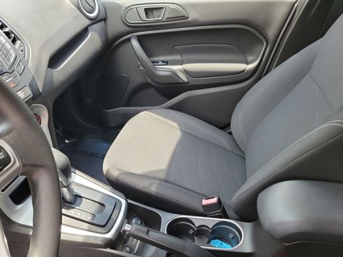 Used 2019 Ford Fiesta SE FWD image 31