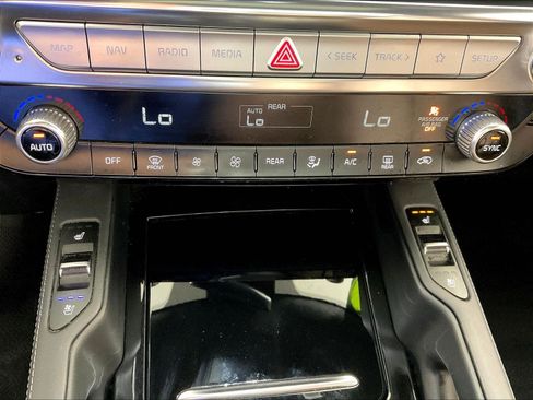 Used 2022 Kia Telluride SX w/ SX Prestige Package AWD/4WD image 37