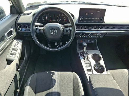 Used 2023 Honda Civic Sport image 8