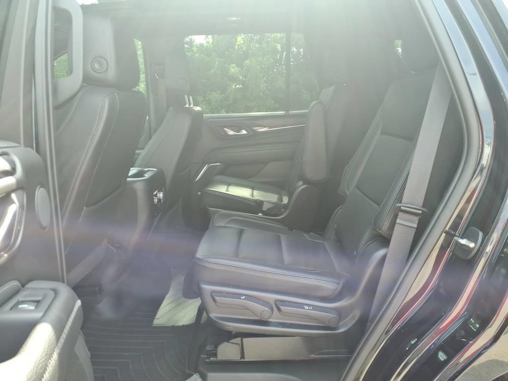 Used 2023 GMC Yukon Denali AWD/4WD image 19