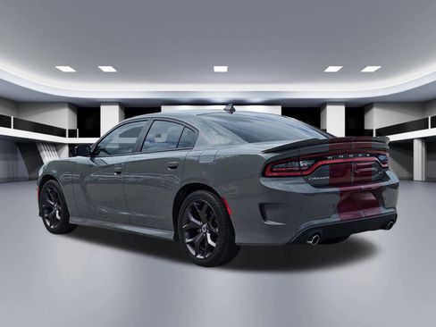 Used 2019 Dodge Charger GT RWD image 3