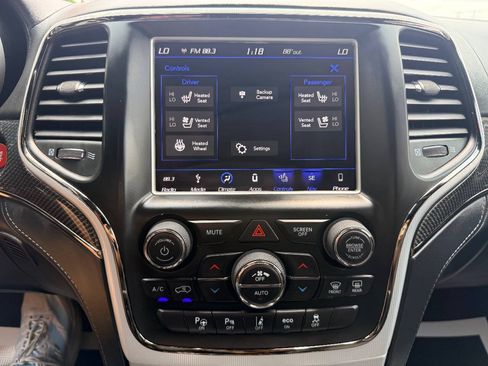 Used 2018 Jeep Grand Cherokee Trackhawk AWD/4WD image 25