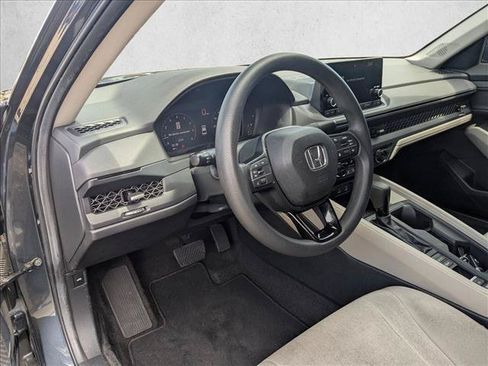 Used 2024 Honda Accord EX image 10