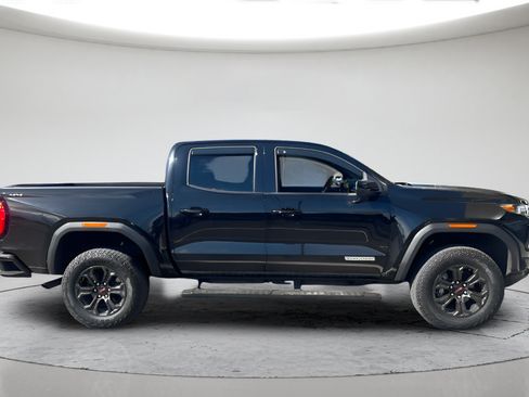 Used 2024 GMC Canyon Elevation w/ Elevation Premium Package AWD/4WD image 2