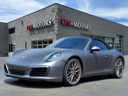Used 2018 Porsche 911 Carrera image 1