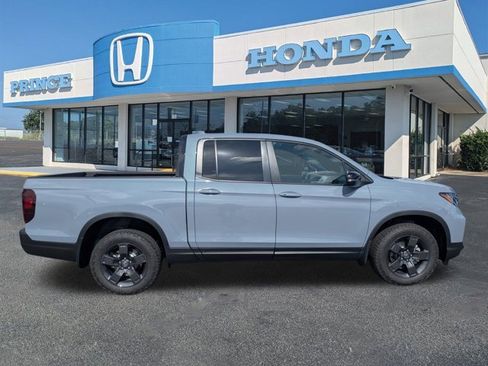 New 2026 Honda Ridgeline TrailSport image 2