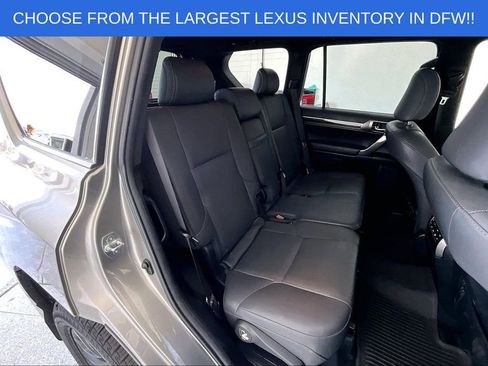 Used 2022 Lexus GX 460 Premium w/ Premium Plus Package image 36