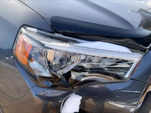 Used 2019 Toyota 4Runner TRD Off-Road Premium image 27