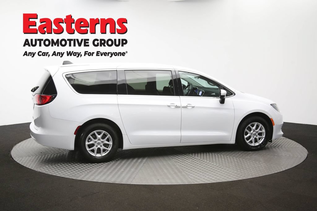 Used 2022 Chrysler Voyager LX FWD image 44
