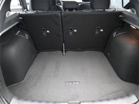 New 2025 Nissan Kicks Play S image 16