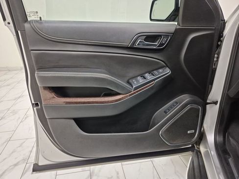 Used 2019 GMC Yukon XL SLT w/ Open Road Package image 23