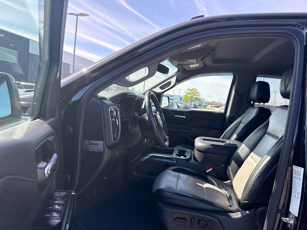 Used 2022 Chevrolet Silverado 1500 RST AWD/4WD image 4