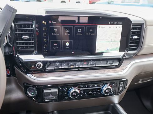 New 2026 GMC Sierra 3500 SLT image 17