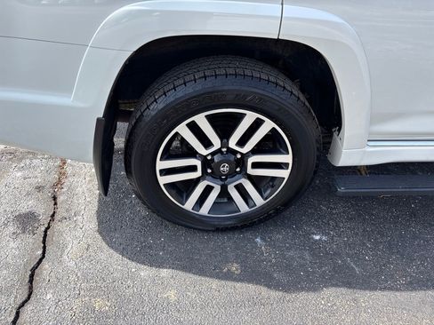 Used 2023 Toyota 4Runner Limited image 32