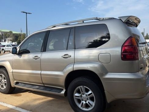 Used 2004 Lexus GX 470 image 6
