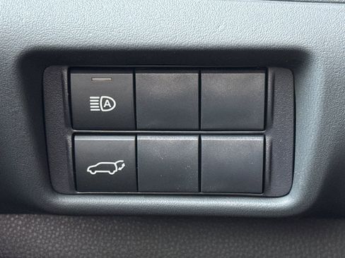 New 2026 Toyota Highlander XLE image 31