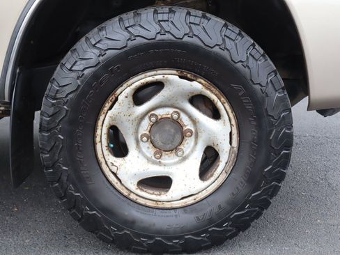 Used 2003 Toyota Tundra SR5 AWD/4WD image 40