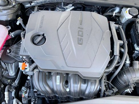 Used 2025 Hyundai Sonata SE FWD image 30