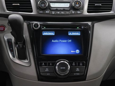 Used 2016 Honda Odyssey SE image 21