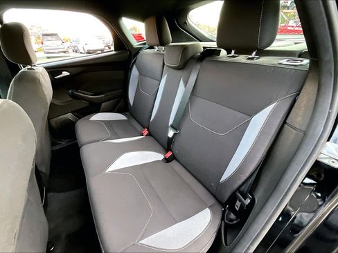 Used 2016 Ford Focus ST image 21