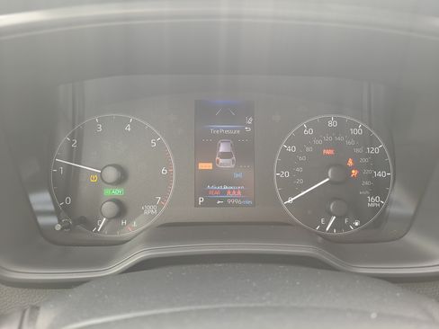 Certified 2024 Toyota Corolla LE AWD/4WD image 22