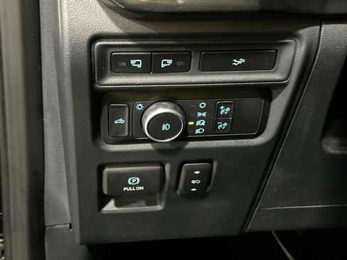 Used 2022 Ford F150 XLT w/ Equipment Group 302A High image 17