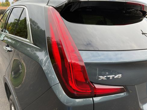 Used 2021 Cadillac XT4 Premium Luxury image 36