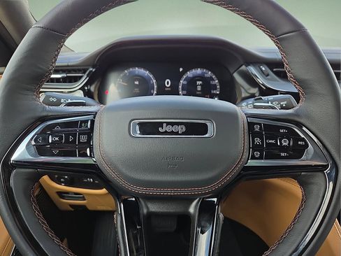 New 2026 Jeep Grand Cherokee L Summit AWD/4WD image 24