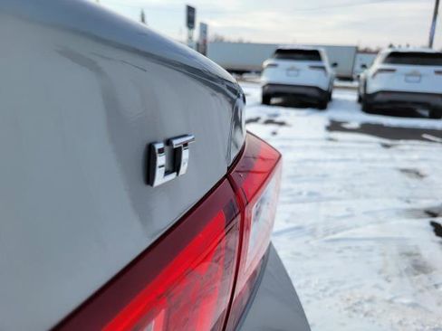 Used 2024 Chevrolet Malibu LT image 27