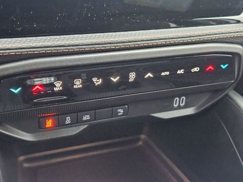 New 2026 Jeep Cherokee Limited image 24