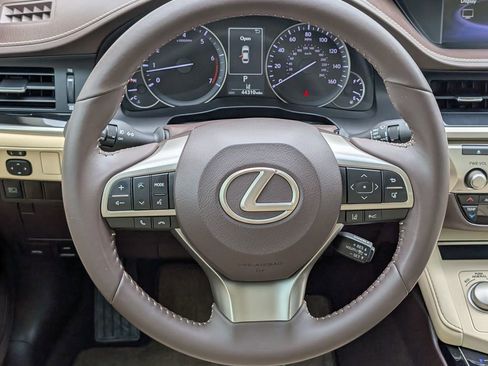 Used 2018 Lexus ES 350 w/ Accessory Package 2 FWD image 14