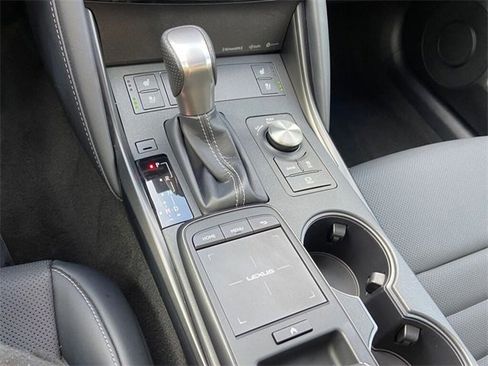 Used 2022 Lexus IS 350 F Sport image 21