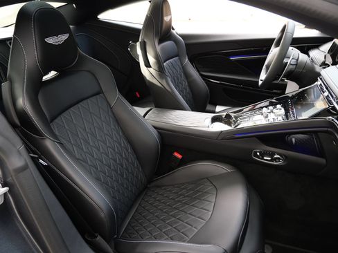 Used 2025 Aston Martin DB12 Coupe image 12